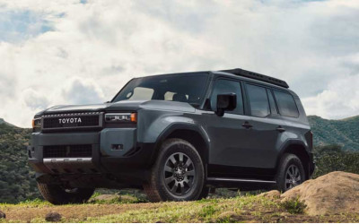 מבחן דרכים: טויוטה לאנד קרוזר היברידית 2025