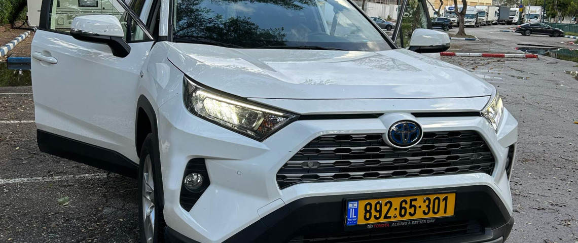 טויוטה ראב4 רכב שטח רב תכליתי חזק ואמין