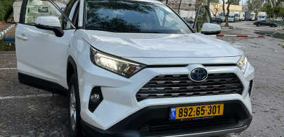 טויוטה ראב4 רכב שטח רב תכליתי חזק ואמין